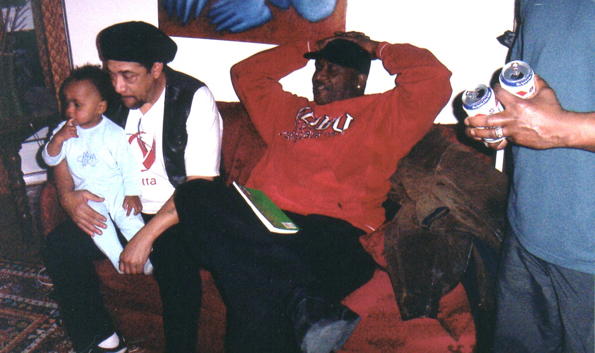 Leo Nocentelli and Taj Mahal in David Murray’s Paris apartment, April 2003. Photo courtesy of Ismael Reed.